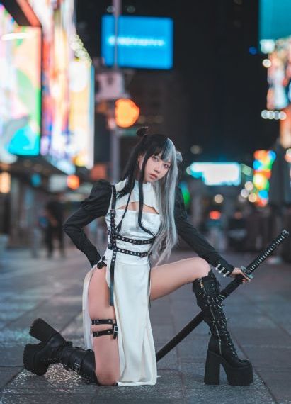 亚洲午夜久久久伊人_1080P电影完整版